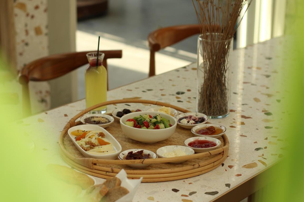 Monk Hotel Алакати Екстериор снимка