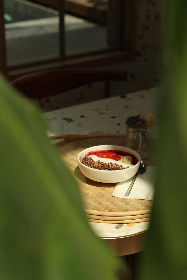 Monk Hotel Алакати Екстериор снимка