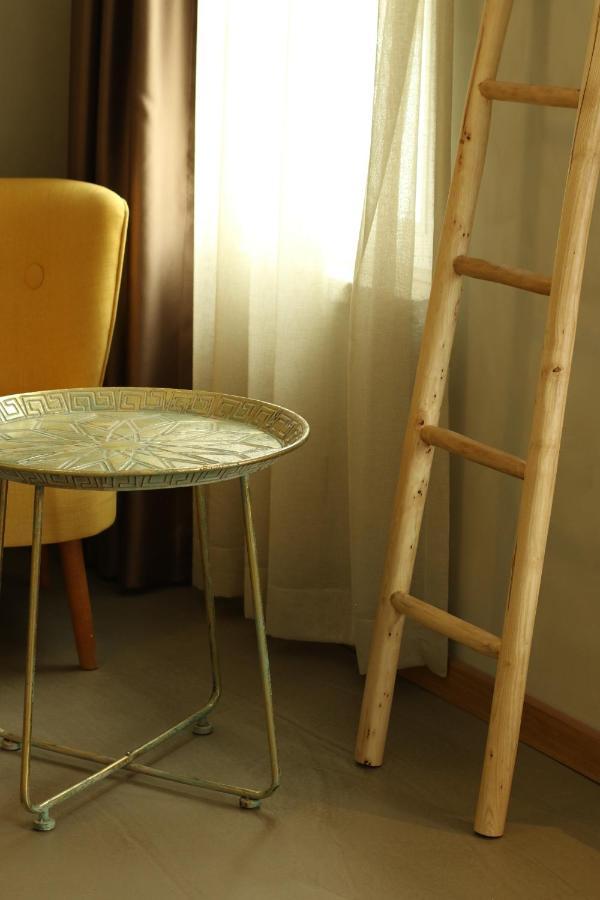 Monk Hotel Алакати Екстериор снимка