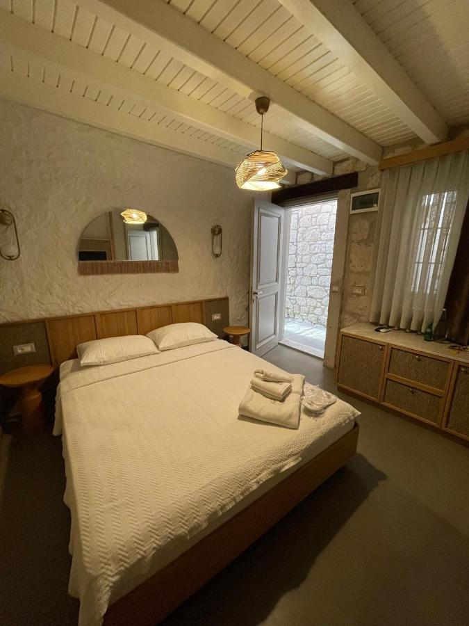 Monk Hotel Алакати Екстериор снимка