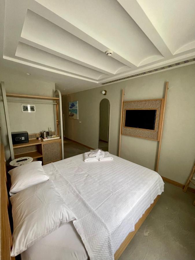 Monk Hotel Алакати Екстериор снимка