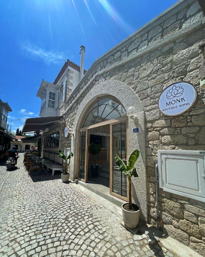 Monk Hotel Алакати Екстериор снимка